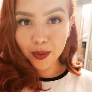 Meet your Posher, Kay